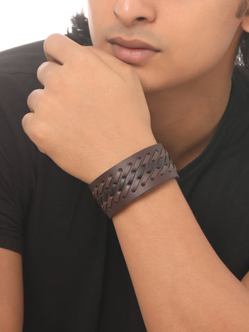 NVR Men Black leather wraparound bracelet