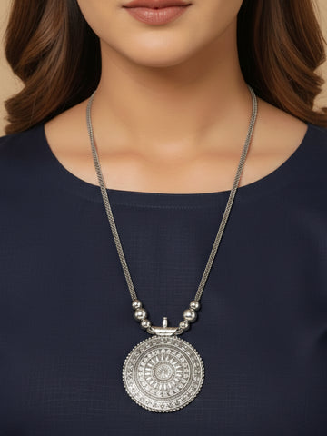 NVR Round Mandaliya Silver Plated Necklace