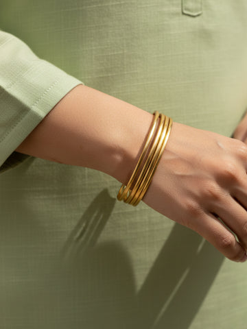 NVR Set of 4 Gold Plated Handcrafted Bangles