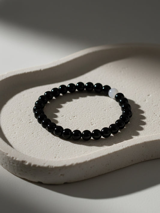 NVR Black & White Crystal Beaded Bracelet
