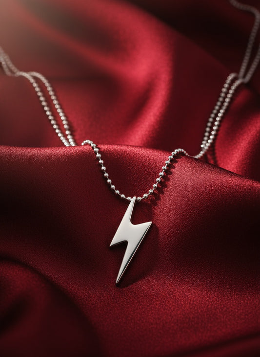 NVR Men Silver Plated Flash Pendant with Chain