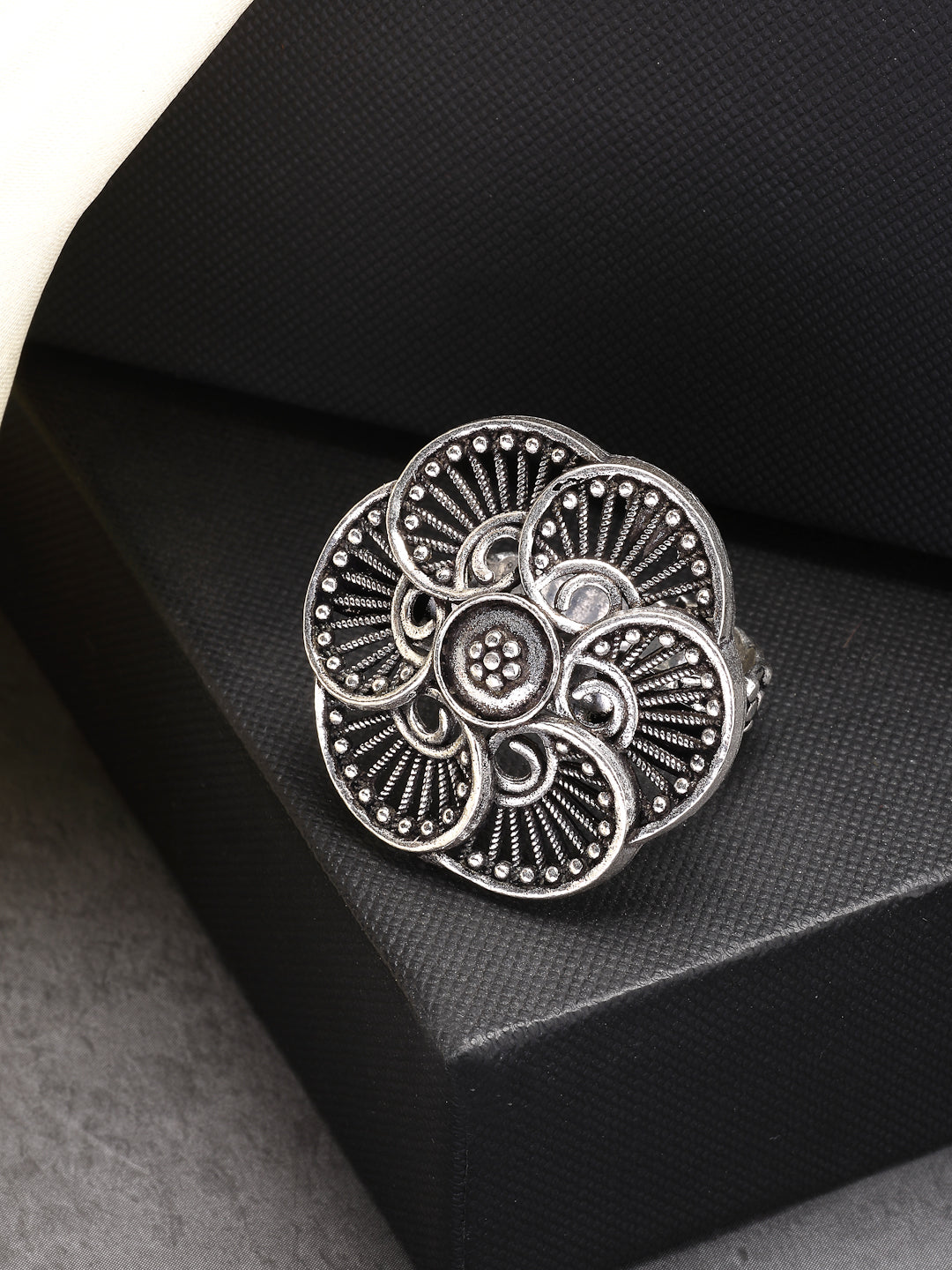 NVR Women Silver-Toned Floral Shape Adjustable Finger Ring