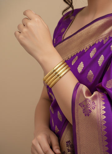 NVR Women's Set of 4 Gold-Plated Traditional Bangles