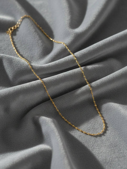NVR Women Gold Plated Minimal Chain