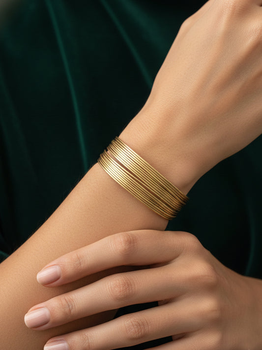 NVR Women Gold Plated Circle Split Coil Wire Cuff Bracelet