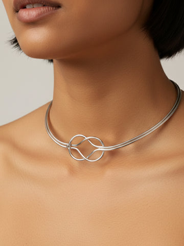 NVR Women's Silver Plated Knot Choker Necklace