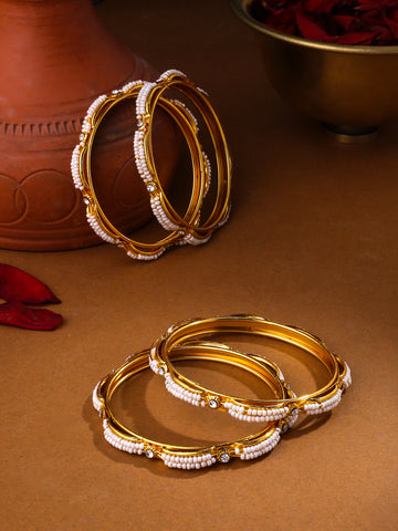 NVR Set of 4 Pearl studded Bangles